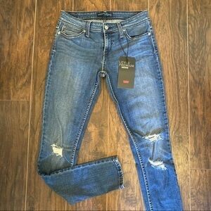 NWT! Levi’s Wedgie 534 Boyfriend Skinny Jeans- 3